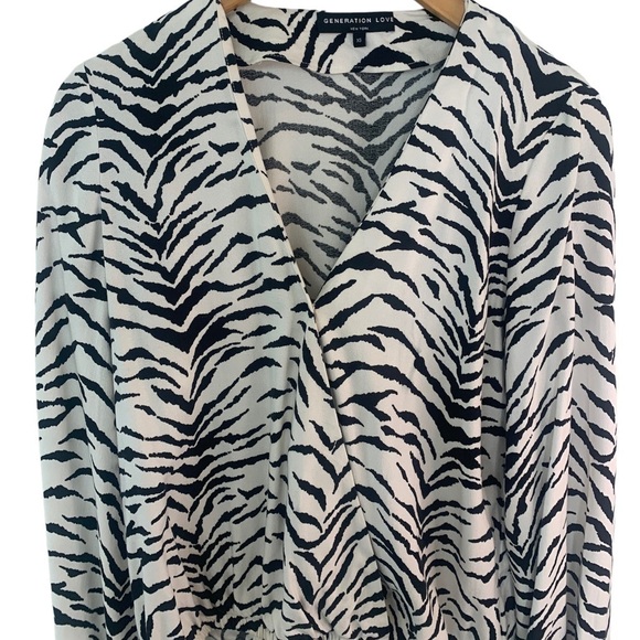 Generation Love Zebra Print V-Neck Blouse - Picture 5 of 12